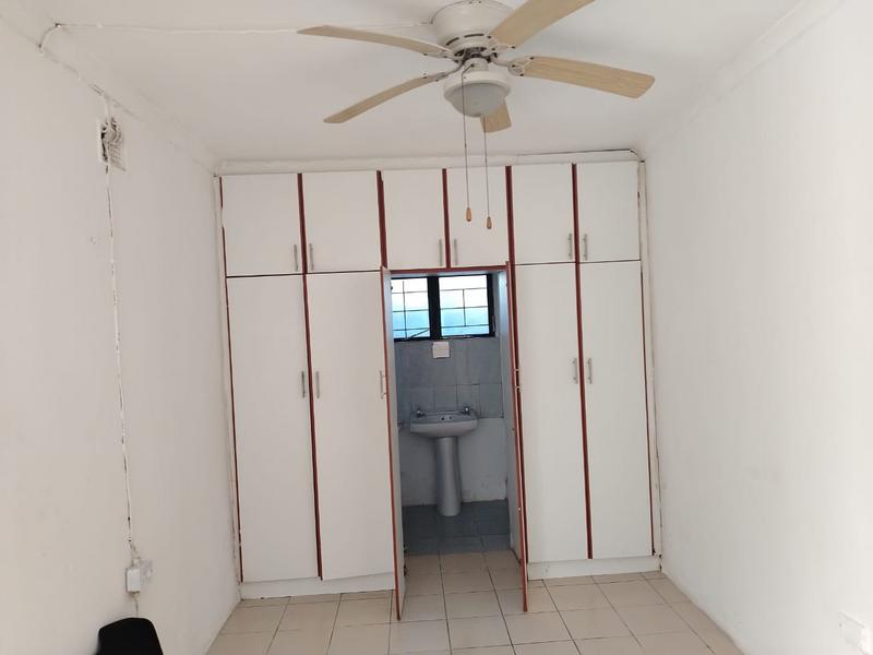 To Let 2 Bedroom Property for Rent in Northdene KwaZulu-Natal