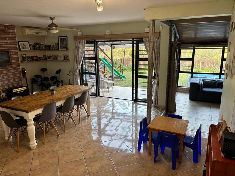 3 Bedroom Property for Sale in Amanzimtoti KwaZulu-Natal