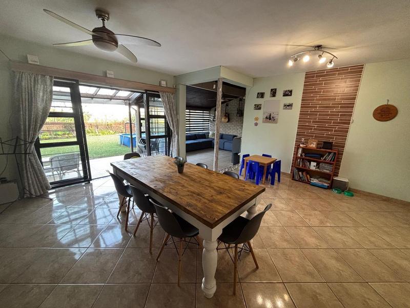 3 Bedroom Property for Sale in Amanzimtoti KwaZulu-Natal