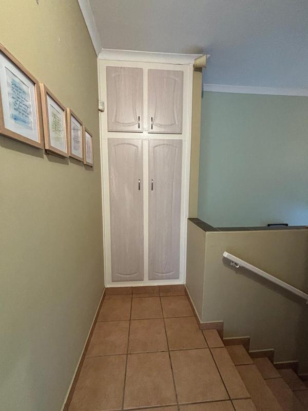 3 Bedroom Property for Sale in Amanzimtoti KwaZulu-Natal
