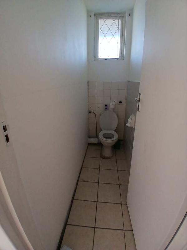 2 Bedroom Property for Sale in Pinetown KwaZulu-Natal