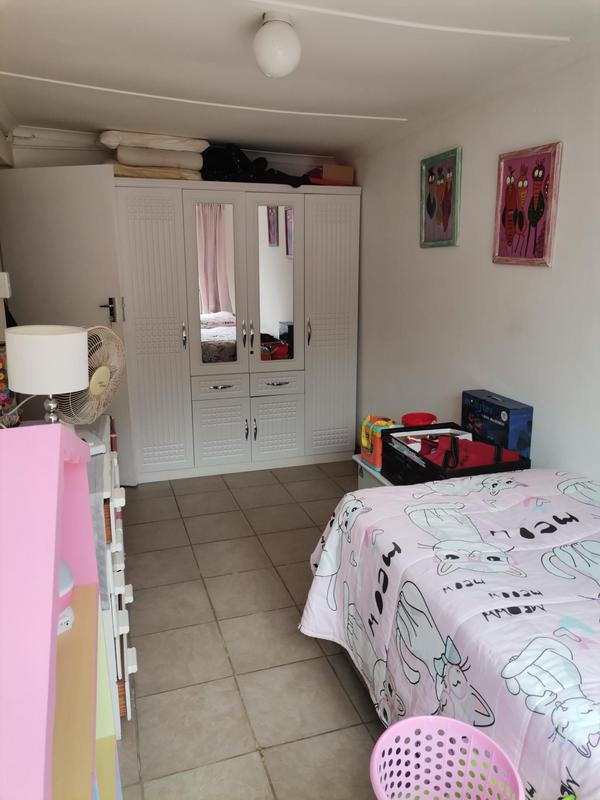 To Let 2 Bedroom Property for Rent in Richem KwaZulu-Natal