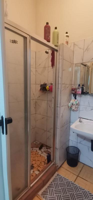 To Let 2 Bedroom Property for Rent in Richem KwaZulu-Natal