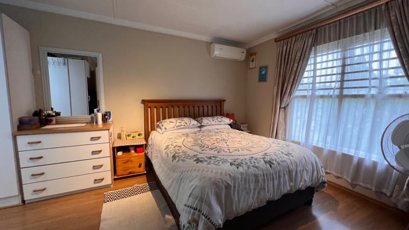 3 Bedroom Property for Sale in Sherwood KwaZulu-Natal