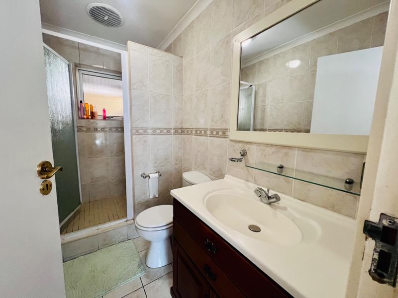 3 Bedroom Property for Sale in Sherwood KwaZulu-Natal