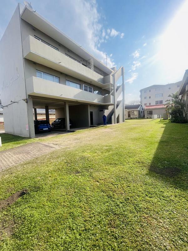 1 Bedroom Property for Sale in Uvongo KwaZulu-Natal