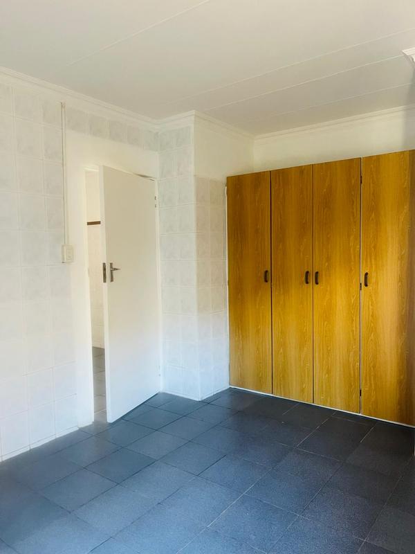 1 Bedroom Property for Sale in Uvongo KwaZulu-Natal