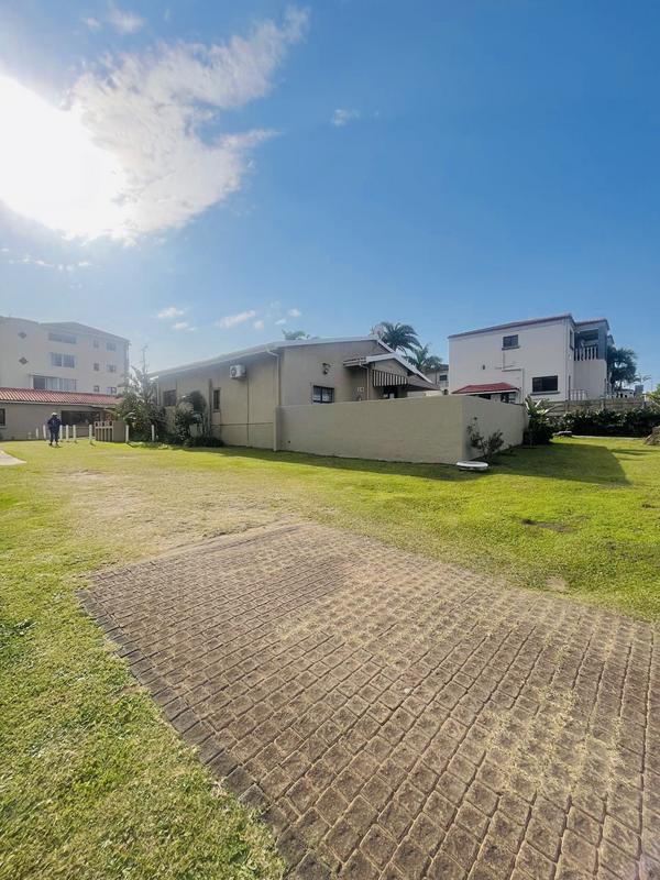 1 Bedroom Property for Sale in Uvongo KwaZulu-Natal