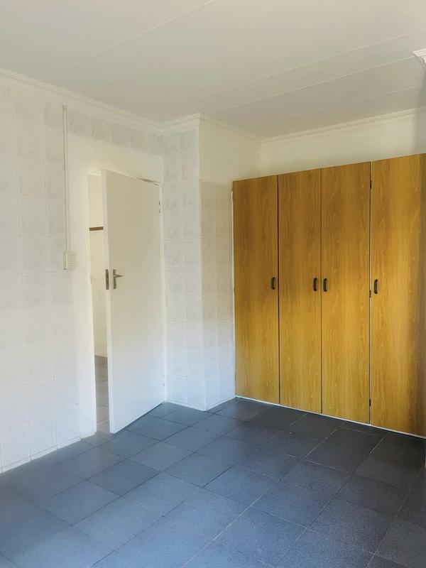 1 Bedroom Property for Sale in Uvongo KwaZulu-Natal
