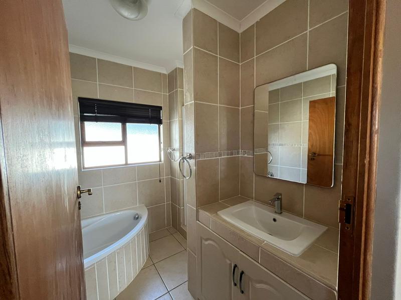 To Let 3 Bedroom Property for Rent in Mtunzini KwaZulu-Natal