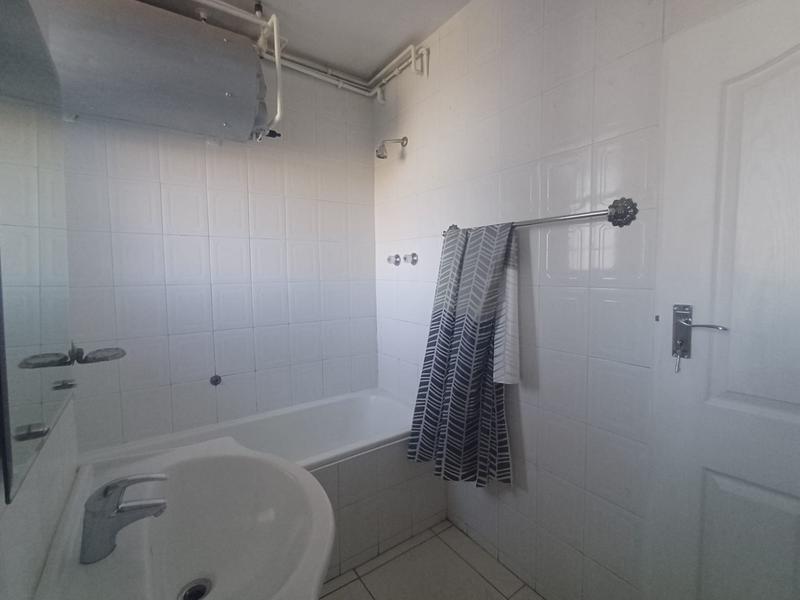 To Let 2 Bedroom Property for Rent in North Beach KwaZulu-Natal
