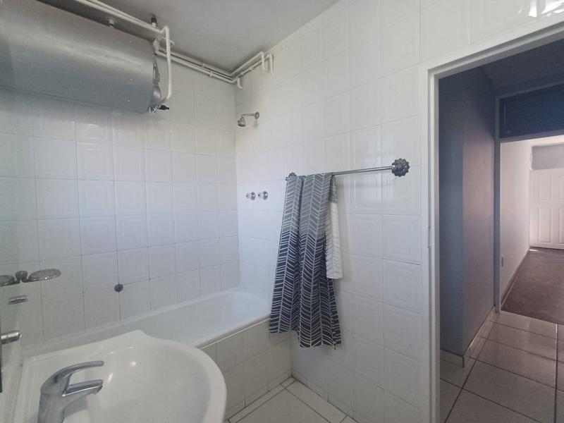 To Let 2 Bedroom Property for Rent in North Beach KwaZulu-Natal