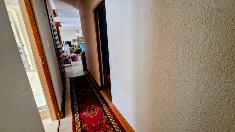 4 Bedroom Property for Sale in Manaba Beach KwaZulu-Natal