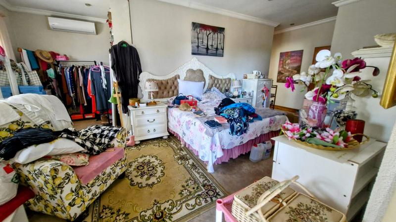 4 Bedroom Property for Sale in Manaba Beach KwaZulu-Natal