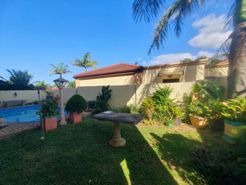 4 Bedroom Property for Sale in Manaba Beach KwaZulu-Natal