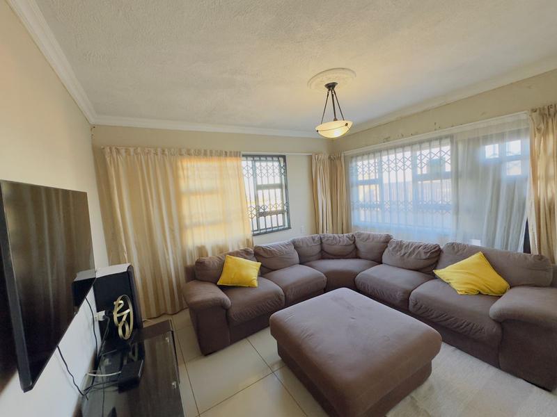 2 Bedroom Property for Sale in Ntuzuma KwaZulu-Natal