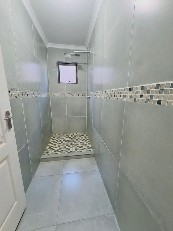 2 Bedroom Property for Sale in Ntuzuma KwaZulu-Natal