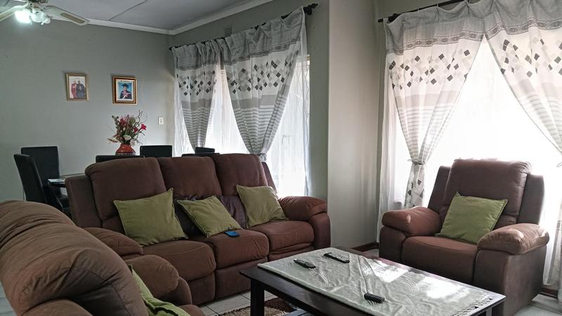 3 Bedroom Property for Sale in Farningham Ridge KwaZulu-Natal