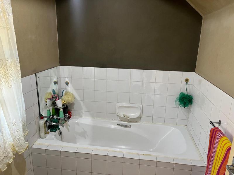 1 Bedroom Property for Sale in New Germany KwaZulu-Natal