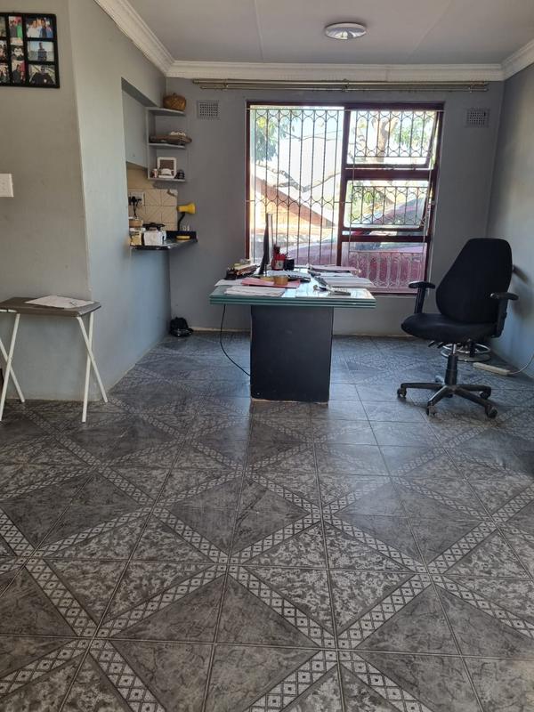 To Let 3 Bedroom Property for Rent in Ottawa KwaZulu-Natal