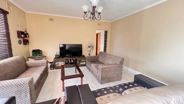 To Let 3 Bedroom Property for Rent in Kharwastan KwaZulu-Natal