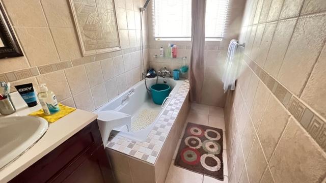 To Let 3 Bedroom Property for Rent in Kharwastan KwaZulu-Natal