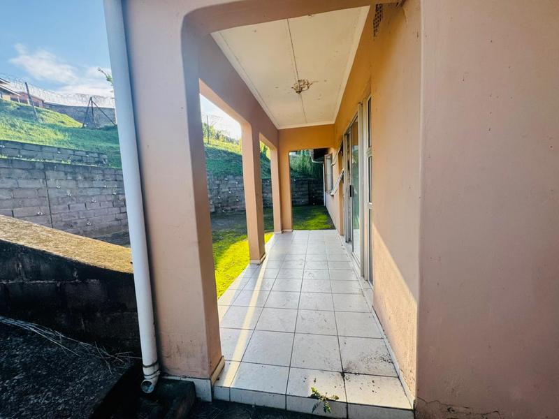 4 Bedroom Property for Sale in Avoca KwaZulu-Natal
