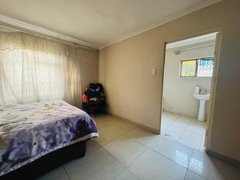 4 Bedroom Property for Sale in Avoca KwaZulu-Natal