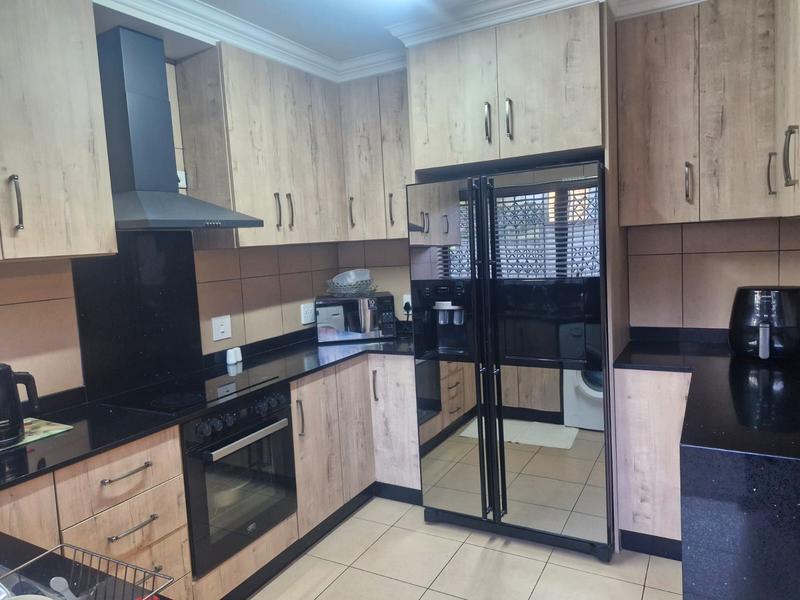 4 Bedroom Property for Sale in Escombe KwaZulu-Natal