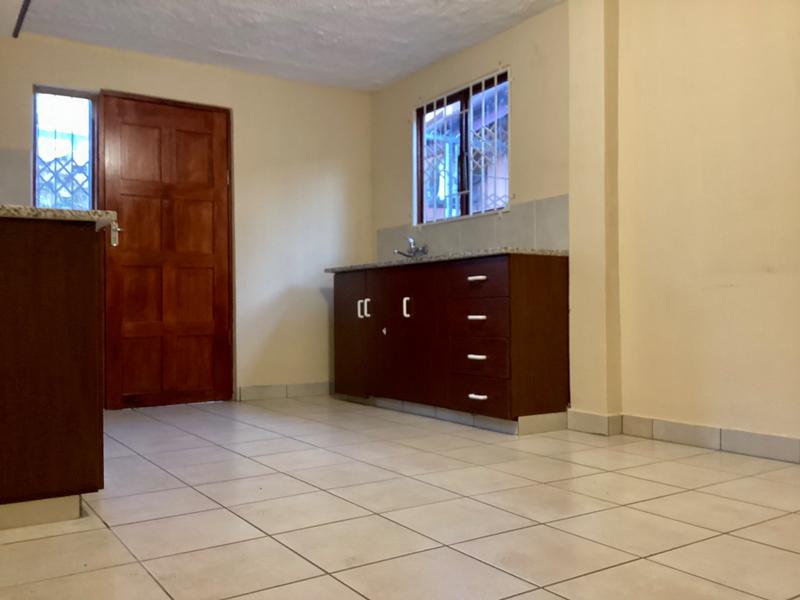To Let 1 Bedroom Property for Rent in Reservoir Hills KwaZulu-Natal