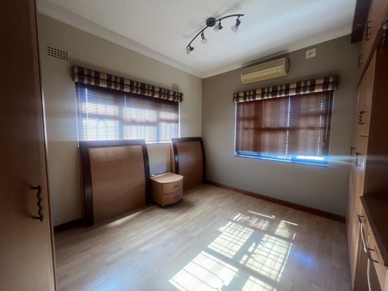 4 Bedroom Property for Sale in Reservoir Hills KwaZulu-Natal