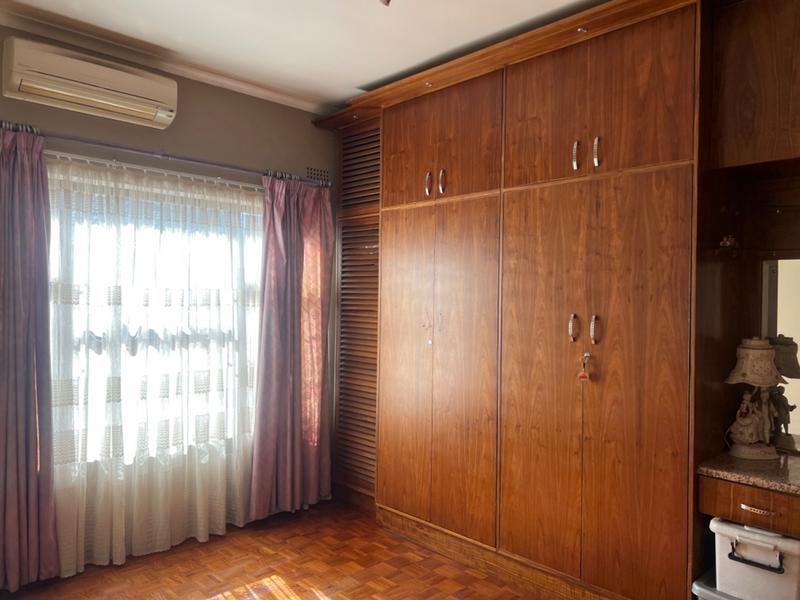 4 Bedroom Property for Sale in Reservoir Hills KwaZulu-Natal