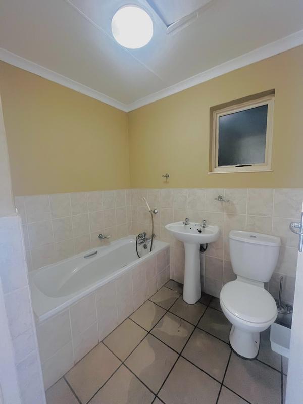 2 Bedroom Property for Sale in Margate Beach KwaZulu-Natal