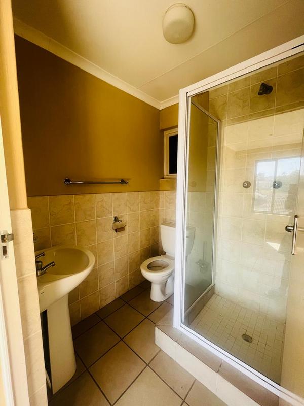 2 Bedroom Property for Sale in Margate Beach KwaZulu-Natal