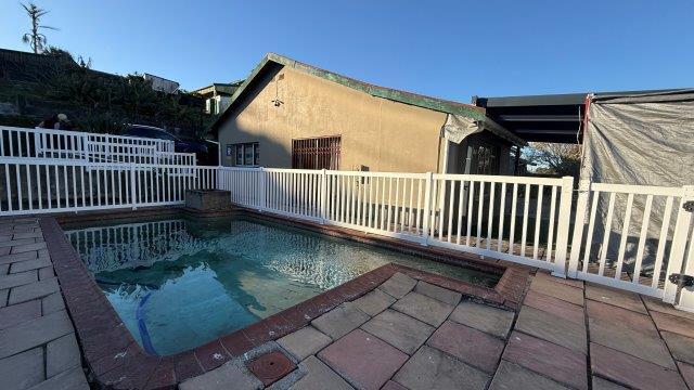 3 Bedroom Property for Sale in Mount Vernon KwaZulu-Natal
