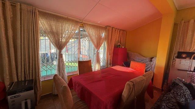 3 Bedroom Property for Sale in Mount Vernon KwaZulu-Natal
