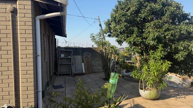 3 Bedroom Property for Sale in Mount Vernon KwaZulu-Natal