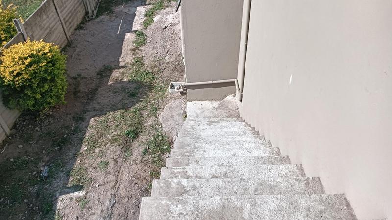 To Let 2 Bedroom Property for Rent in Farningham Ridge KwaZulu-Natal
