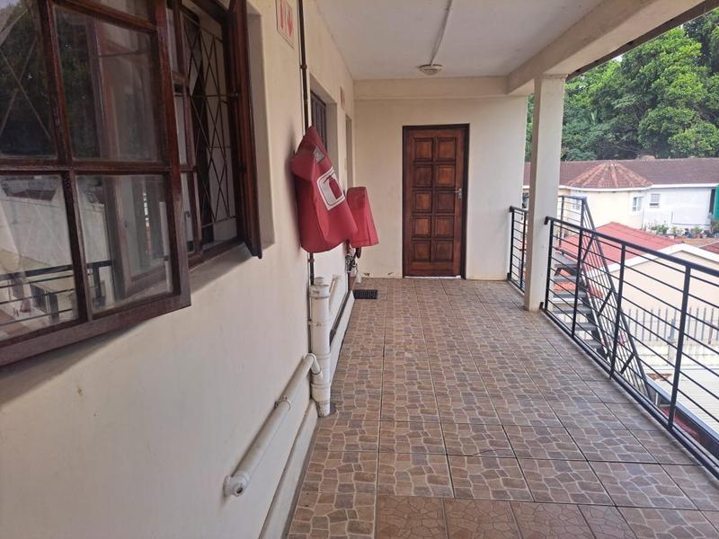 1 Bedroom Property for Sale in Margate KwaZulu-Natal