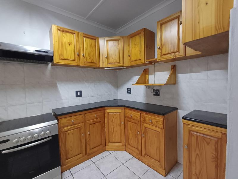 To Let 2 Bedroom Property for Rent in Durban North KwaZulu-Natal
