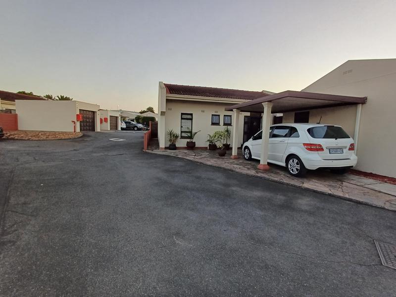 To Let 2 Bedroom Property for Rent in Durban North KwaZulu-Natal