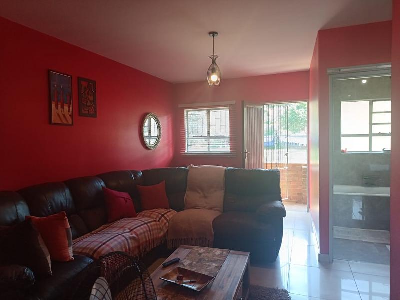 2 Bedroom Property for Sale in Montclair KwaZulu-Natal