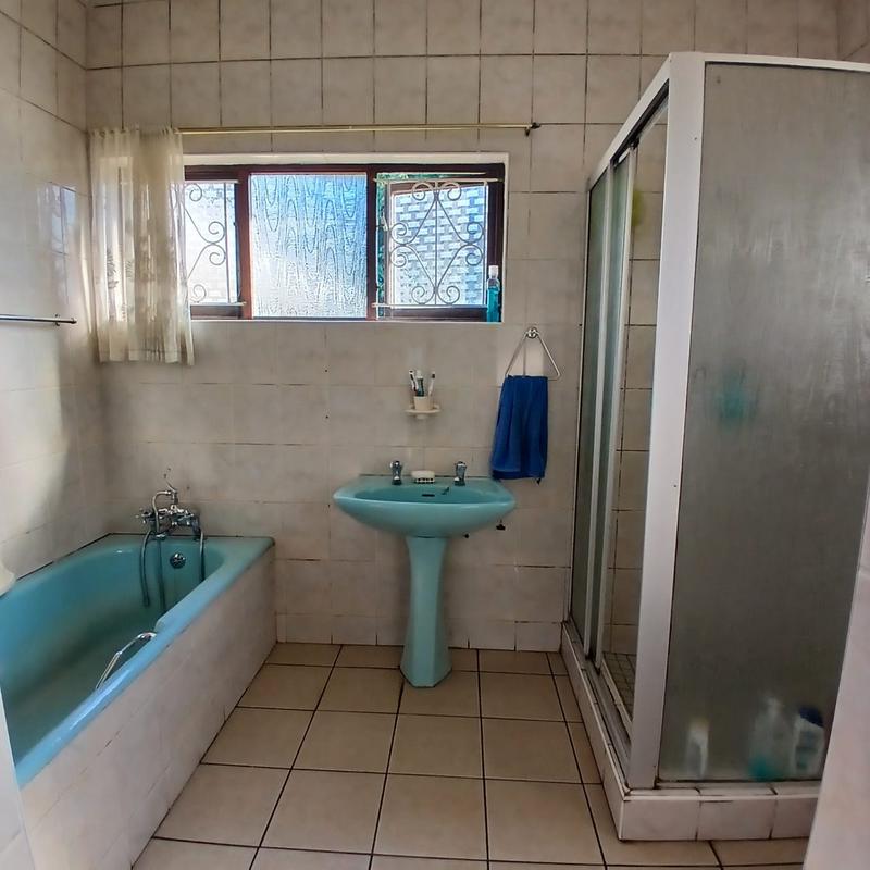 4 Bedroom Property for Sale in Yellowwood Park KwaZulu-Natal