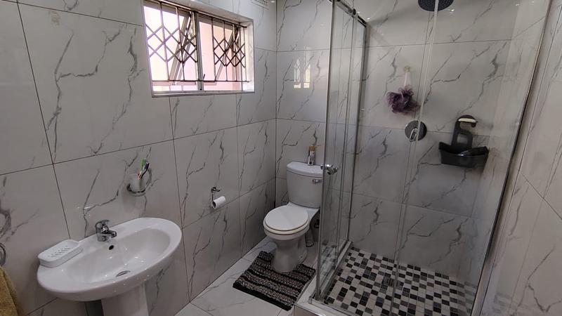 4 Bedroom Property for Sale in Escombe KwaZulu-Natal