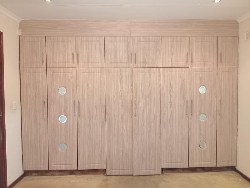 3 Bedroom Property for Sale in Umzinto KwaZulu-Natal