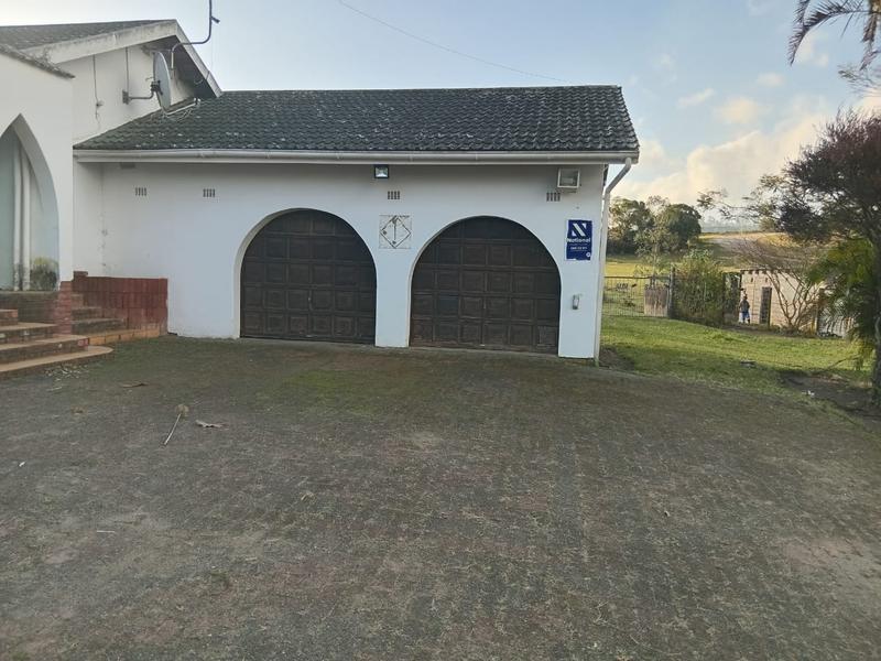 3 Bedroom Property for Sale in Umzinto KwaZulu-Natal