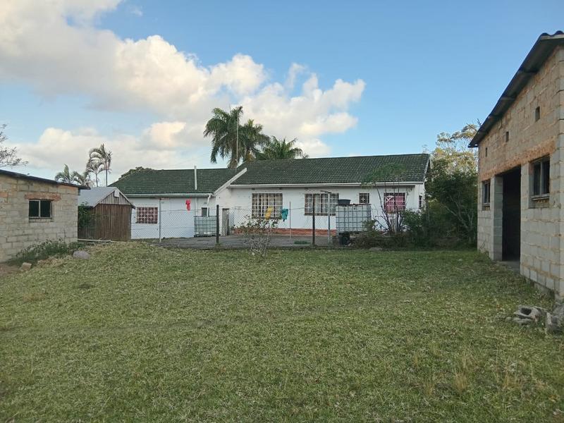 3 Bedroom Property for Sale in Umzinto KwaZulu-Natal