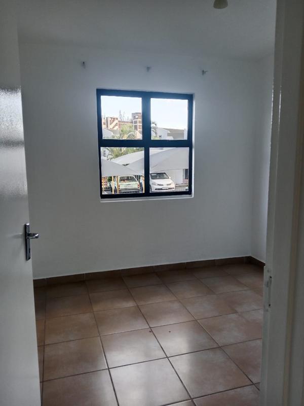 To Let 3 Bedroom Property for Rent in Overport KwaZulu-Natal