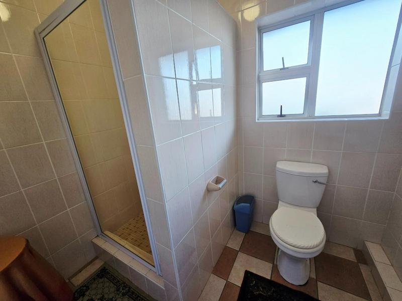 8 Bedroom Property for Sale in Tinley Manor KwaZulu-Natal