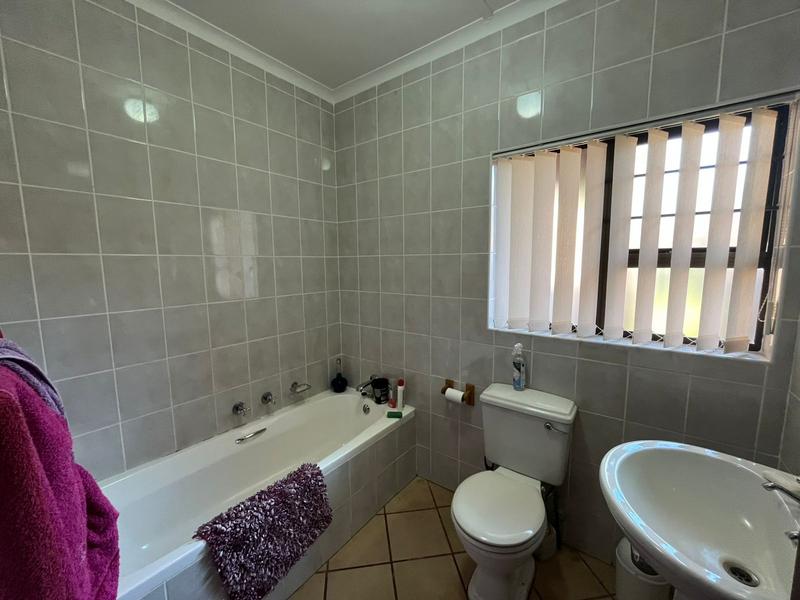 To Let 5 Bedroom Property for Rent in Mtunzini KwaZulu-Natal